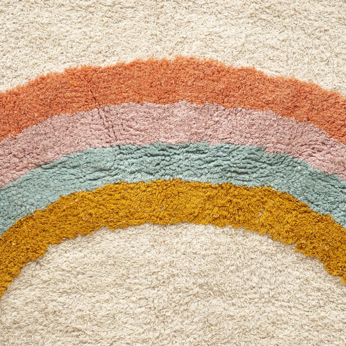 atmosphera4kids Téxtil>Alfombra arcoíris TUFT RAINBOW con flecos