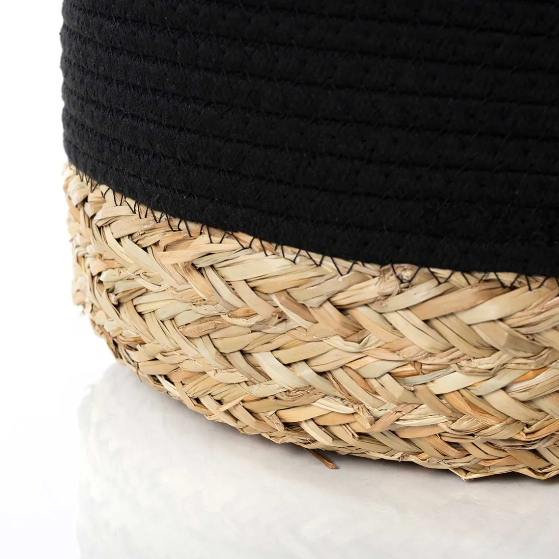 Cestas De Almacenamiento>Cesto de baño negro y natural 25x32cm