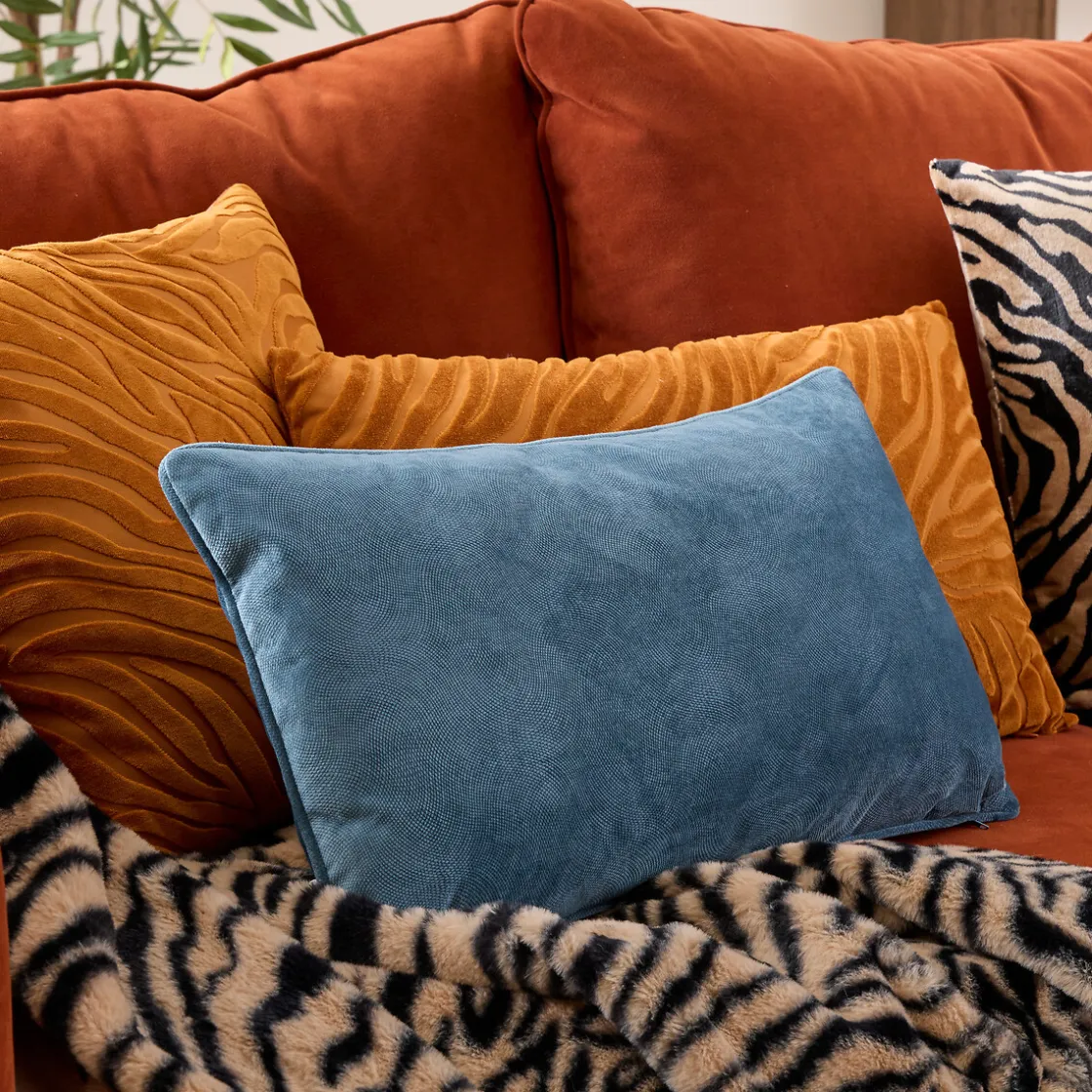 atmosphera Cojines Y Fundas Decorativas>Cojín LILOU de tela azul oscuro