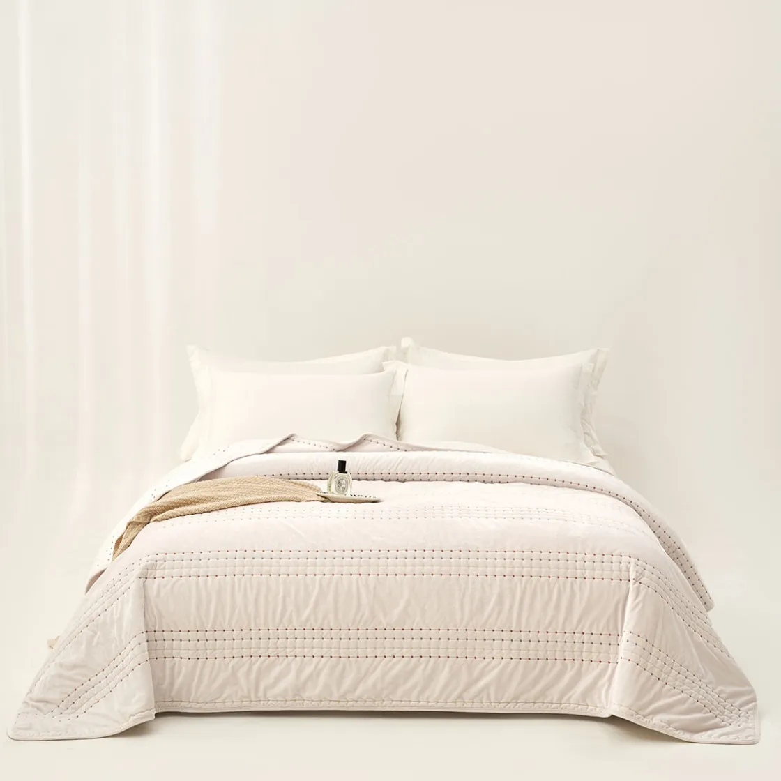 hôma Edredones Y Colchas>Edredón IVREA beige de terciopelo 220x240cm