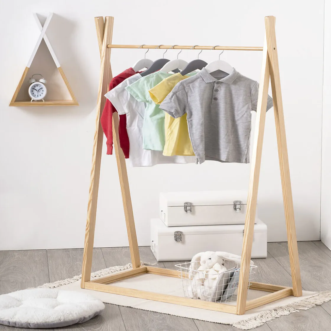 atmosphera4kids Montessori>Perchero Tipi Kids De Pino 78x128x38Cm