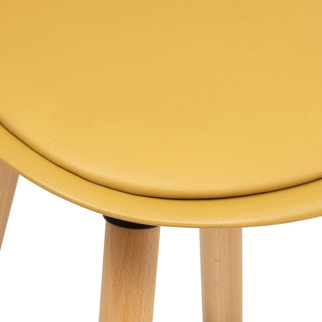 Sillas, Sillones Y Bancos>Taburete de bar MAXON amarillo