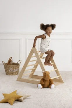 atmosphera4kids Montessori><noscript><img width=